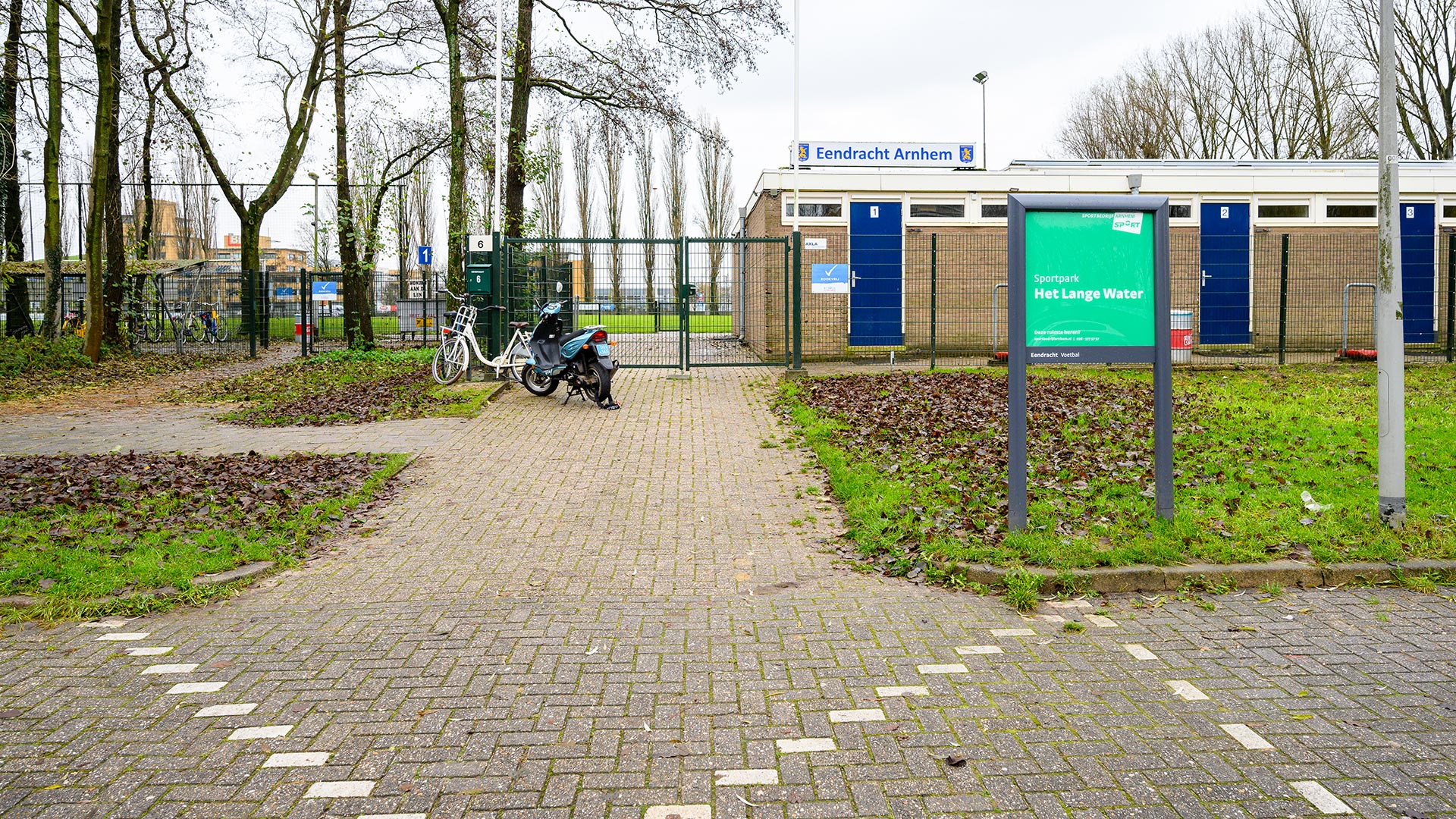 Het Lange Water Sportpark ingang