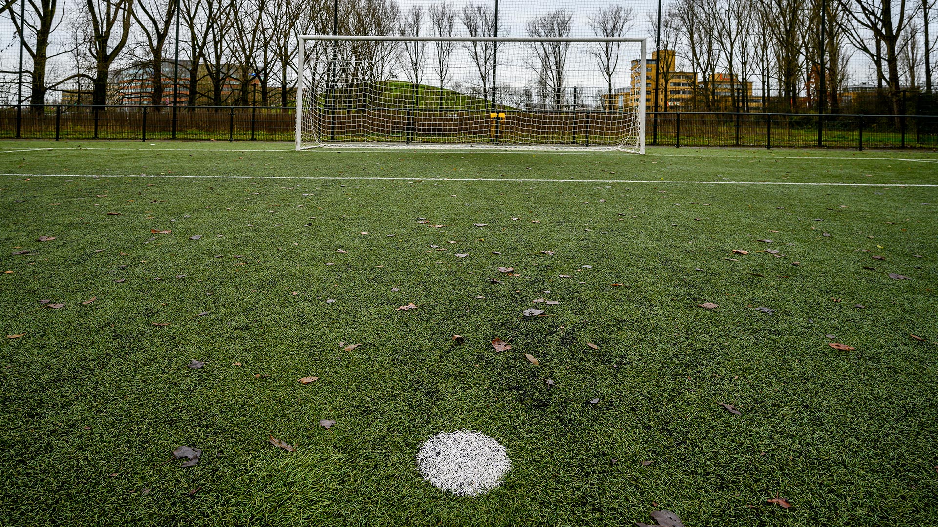 Het Lange Water Sportpark uitzicht op doel